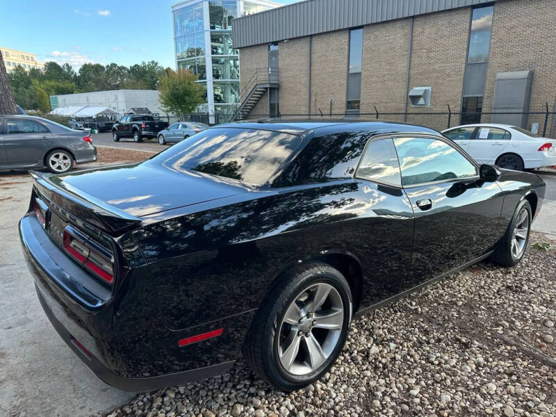 2019 Dodge Challenger SXT