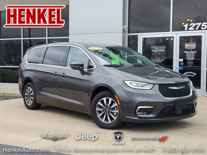 2022 Chrysler Pacifica Hybrid Touring L