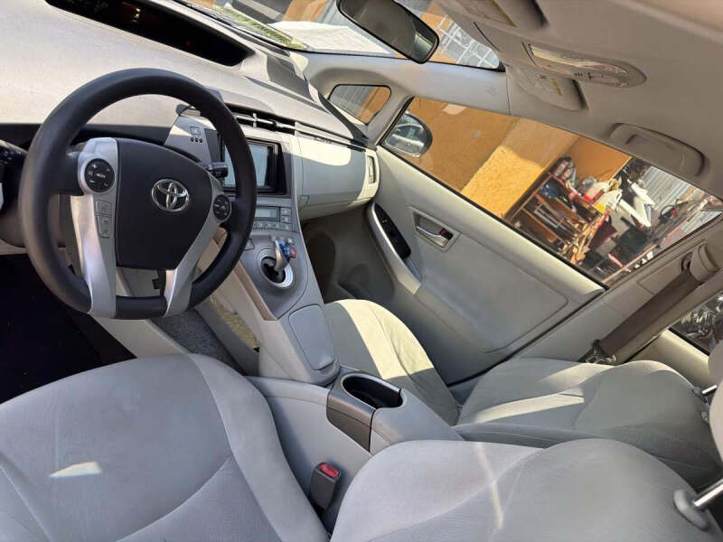 2014 Toyota Prius Three