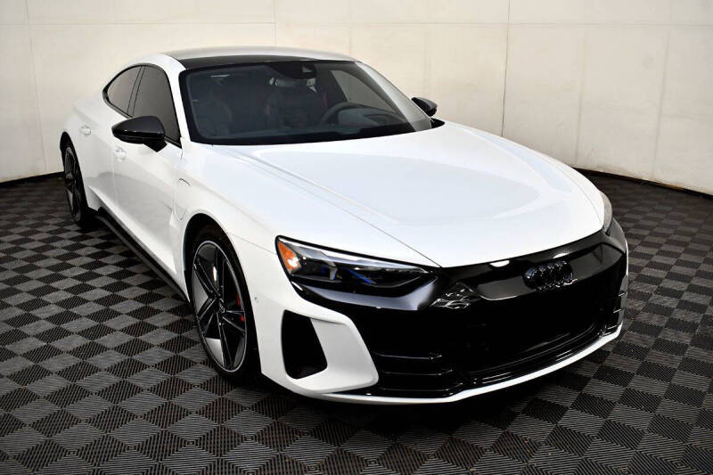 2022 Audi RS e-tron GT quattro