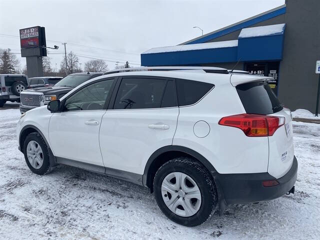 2015 Toyota RAV4 LE