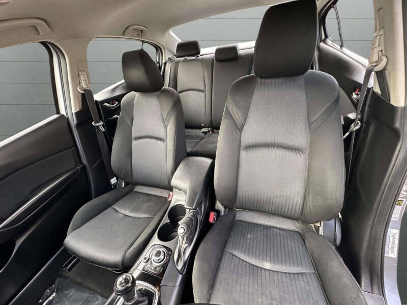 2016 Mazda MAZDA3 i Sport