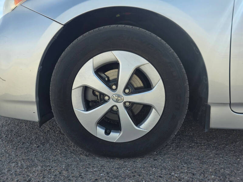 2014 Toyota Prius Two