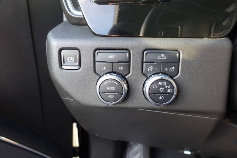 2024 GMC Sierra 1500 Elevation Standard