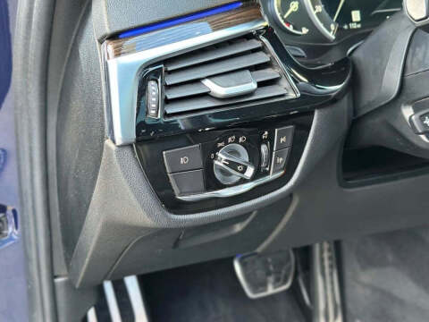 2019 BMW 5 Series 540i