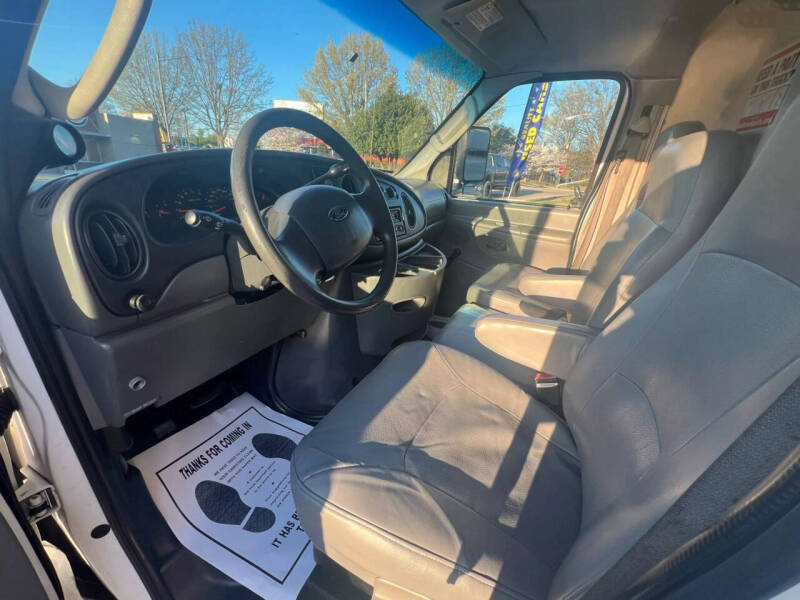 2007 Ford E-Series E-450 SD