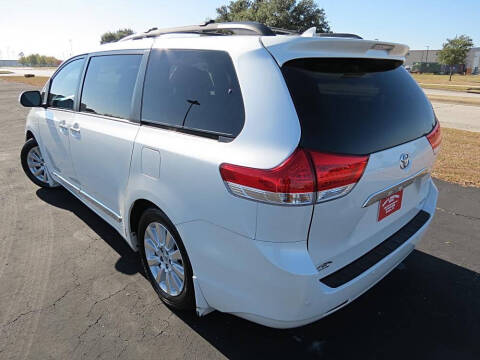 2013 Toyota Sienna Limited 7-Passenger