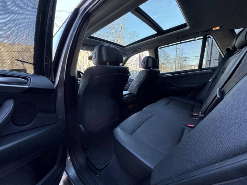 2010 BMW X5 xDrive30i