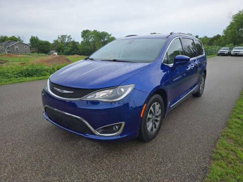 2020 Chrysler Pacifica Touring L Plus
