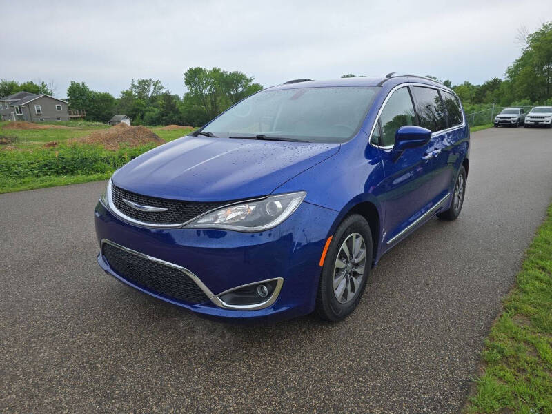 2020 Chrysler Pacifica Touring L Plus