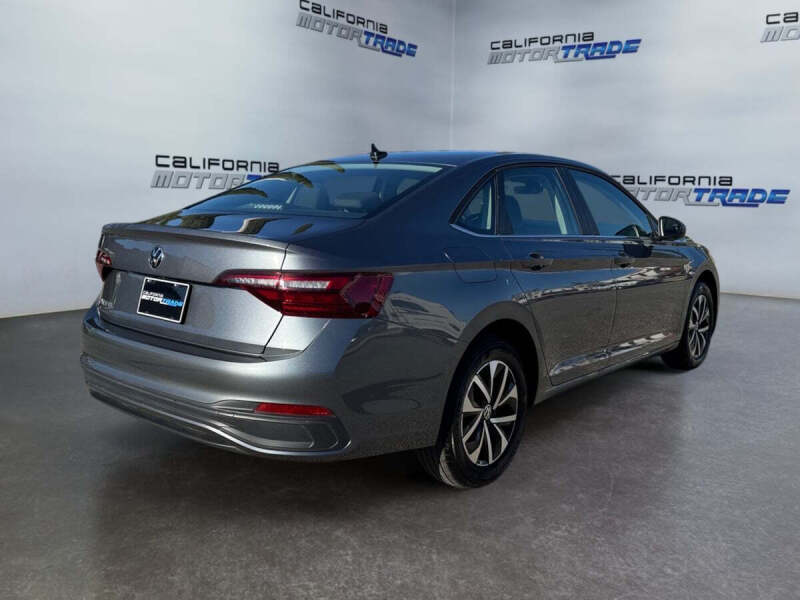 2024 Volkswagen Jetta S