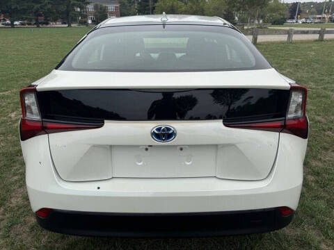 2019 Toyota Prius L Eco