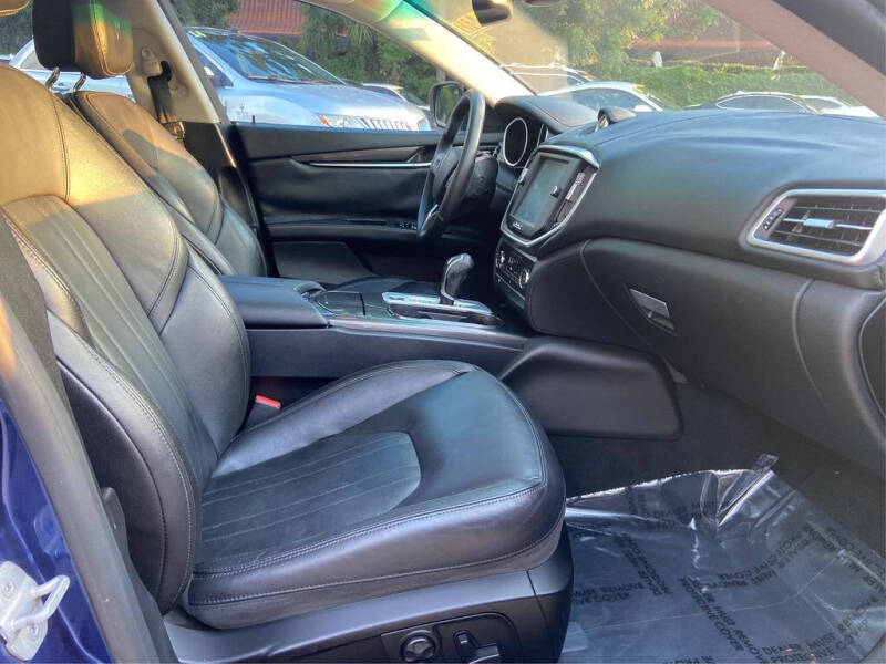 2016 Maserati Ghibli