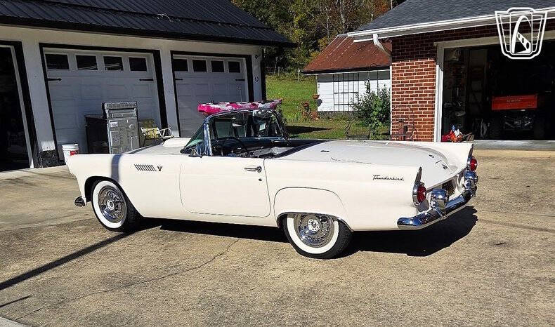 1955 Ford Thunderbird