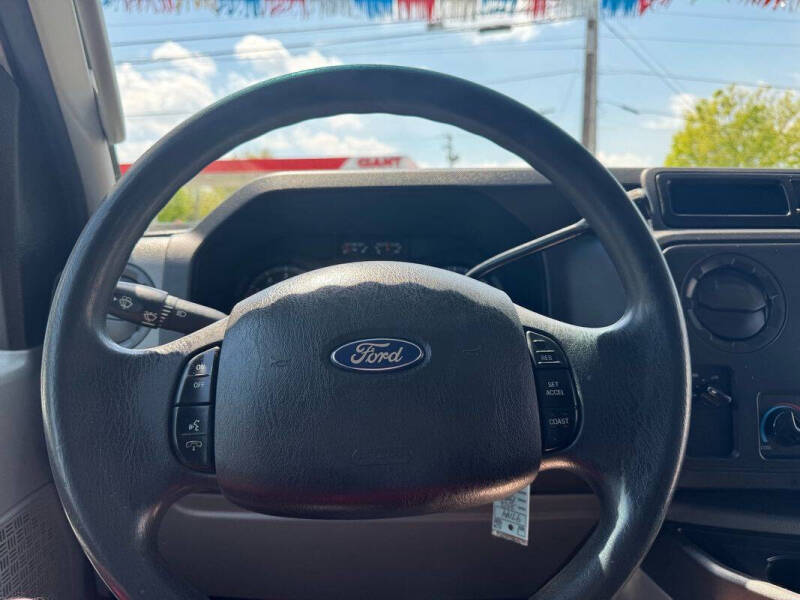 2012 Ford E-Series E-250
