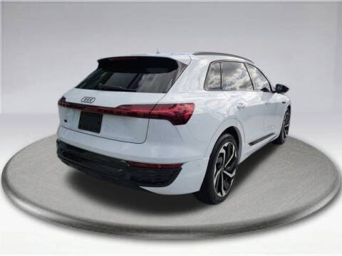 2024 Audi Q8 e-tron quattro Prestige