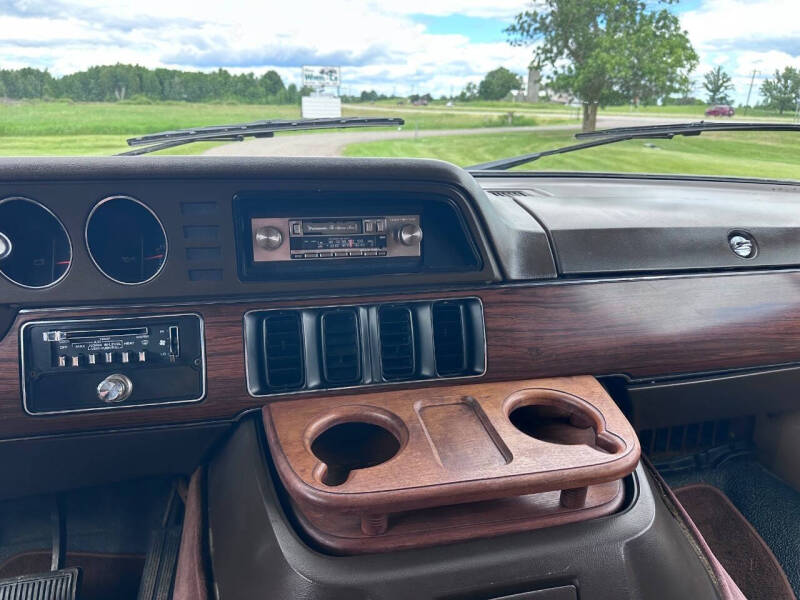 1984 Dodge Ram Van