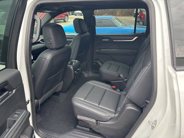 2024 GMC Acadia Elevation