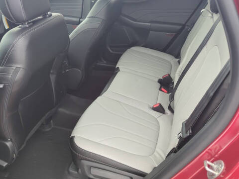 2026 Ford Escape Platinum