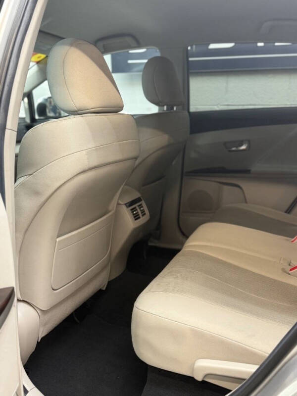 2011 Toyota Venza AWD V6