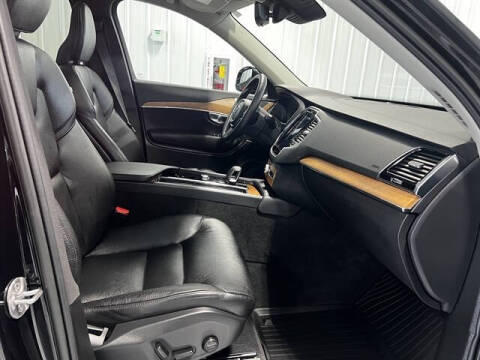 2023 Volvo XC90 B6 Plus Bright Theme 7P