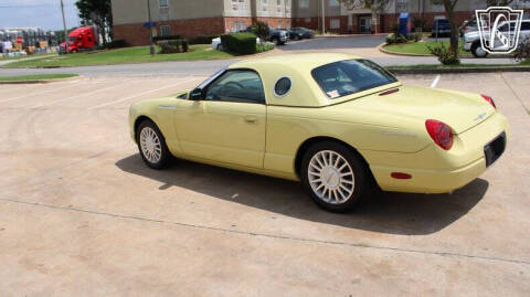 2005 Ford Thunderbird