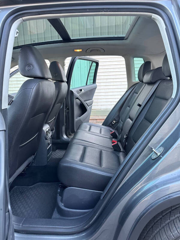 2013 Volkswagen Tiguan S 4Motion