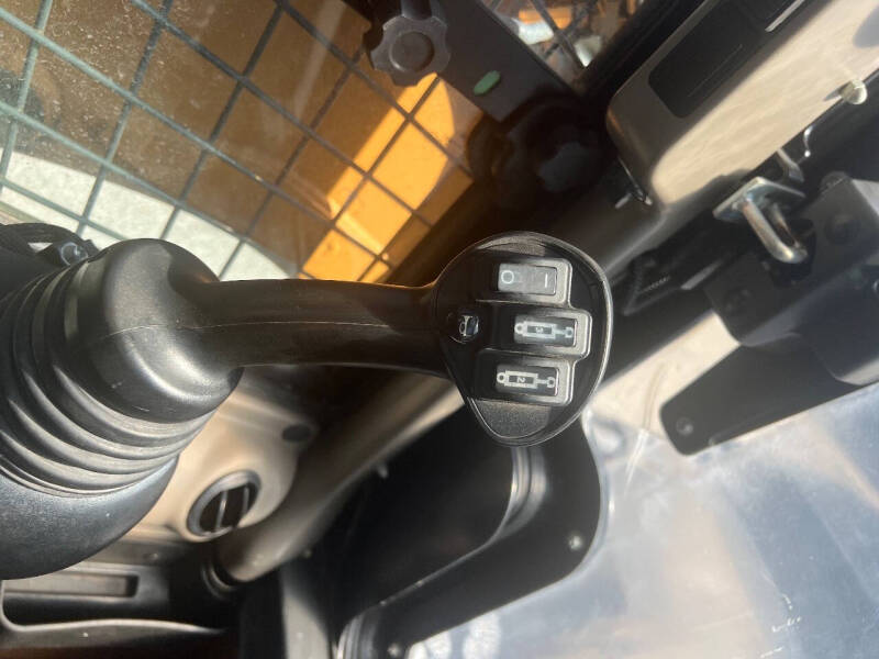 2016 Case IH  TR270 TRACK LOADER