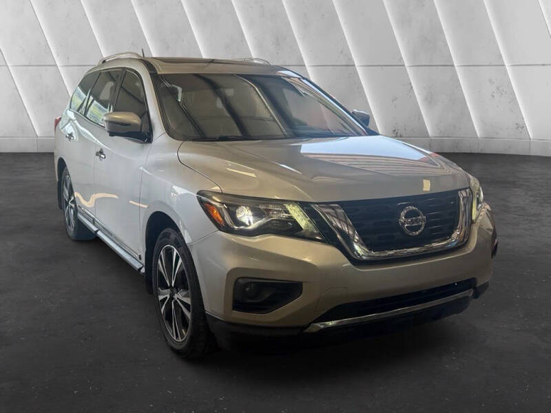 2017 Nissan Pathfinder Platinum