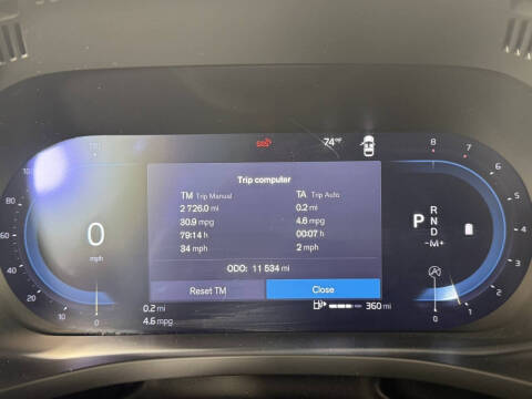 2025 Volvo XC60 B5 Plus Dark Theme