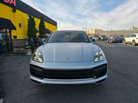 2020 Porsche Cayenne Turbo Coupe
