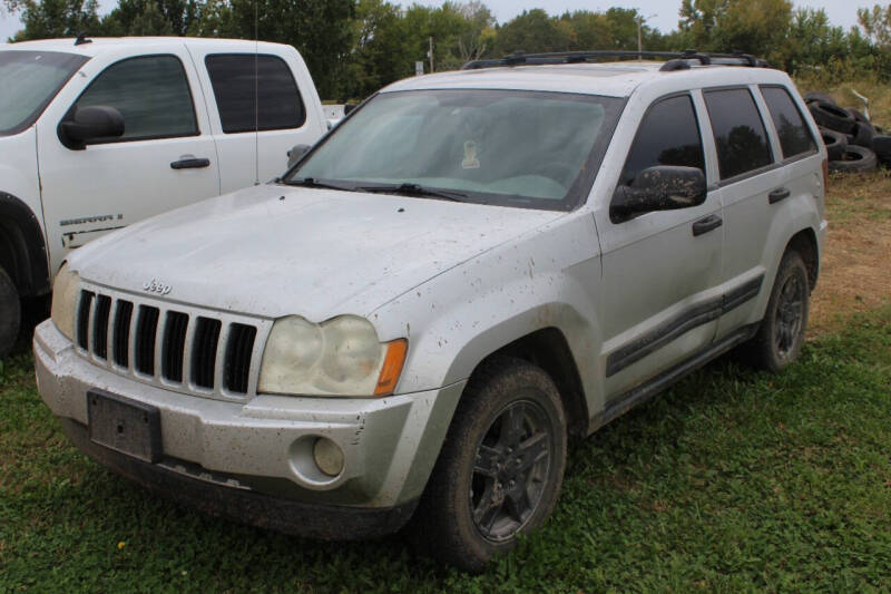 2005 Jeep Grand Cherokee Laredo's photo