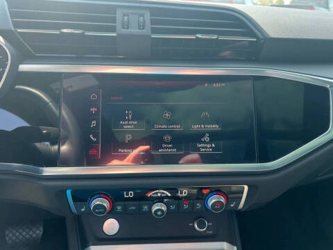 2020 Audi Q3 quattro S line Premium 45 TFSI