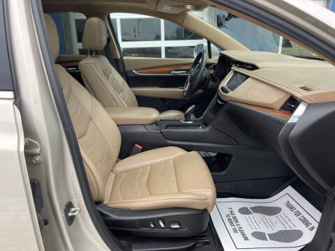 2017 Cadillac XT5 Platinum