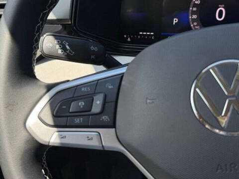 2025 Volkswagen Taos S 4Motion