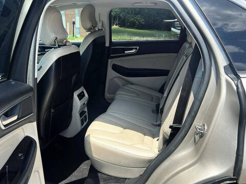 2018 Ford Edge Titanium