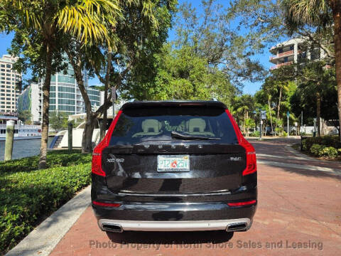 2018 Volvo XC90 T6 Momentum