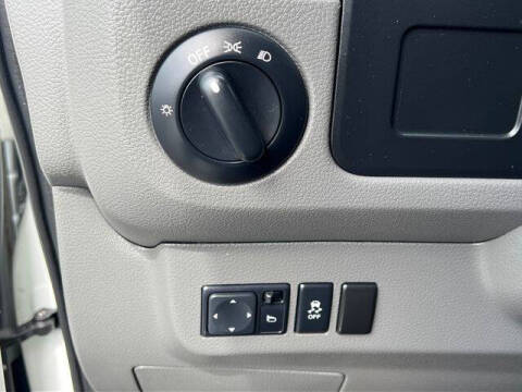 2017 Nissan NV
