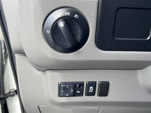2017 Nissan NV