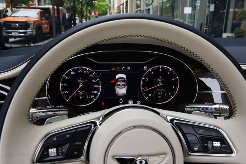 2024 Bentley Continental GTC Azure V8