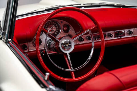 1957 Ford Thunderbird