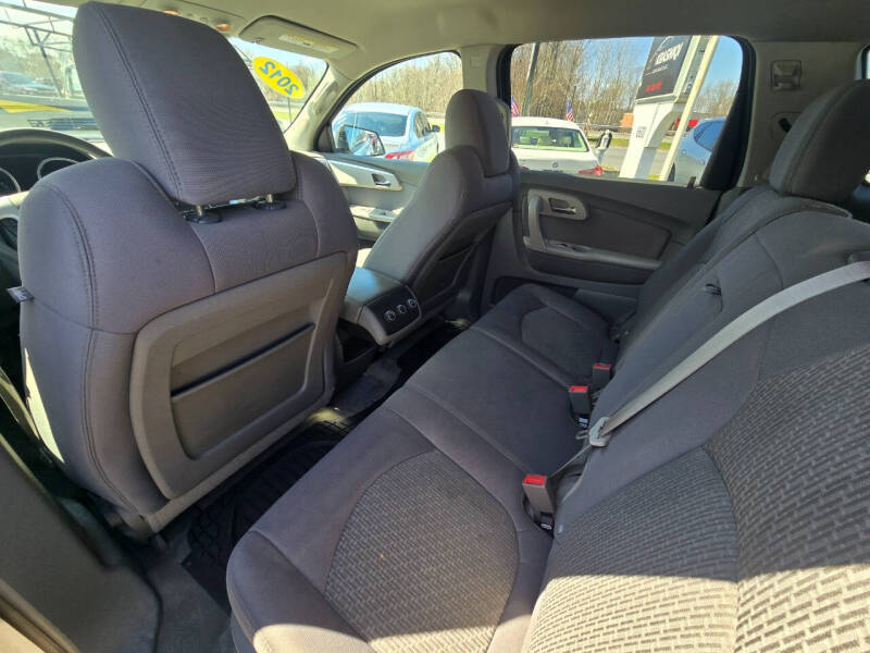 2012 Chevrolet Traverse LS