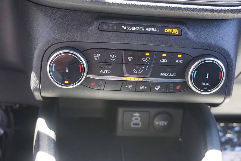 2025 Ford Escape ST-Line Select