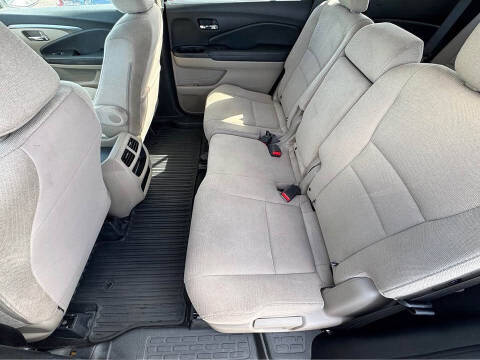 2017 Honda Pilot LX