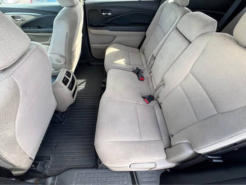 2017 Honda Pilot LX