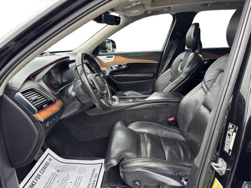 2016 Volvo XC90 T8 eAWD Inscription