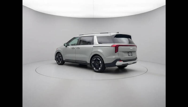 2025 Kia Carnival EX