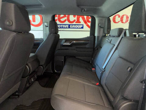 2026 GMC Sierra 1500 Elevation Standard