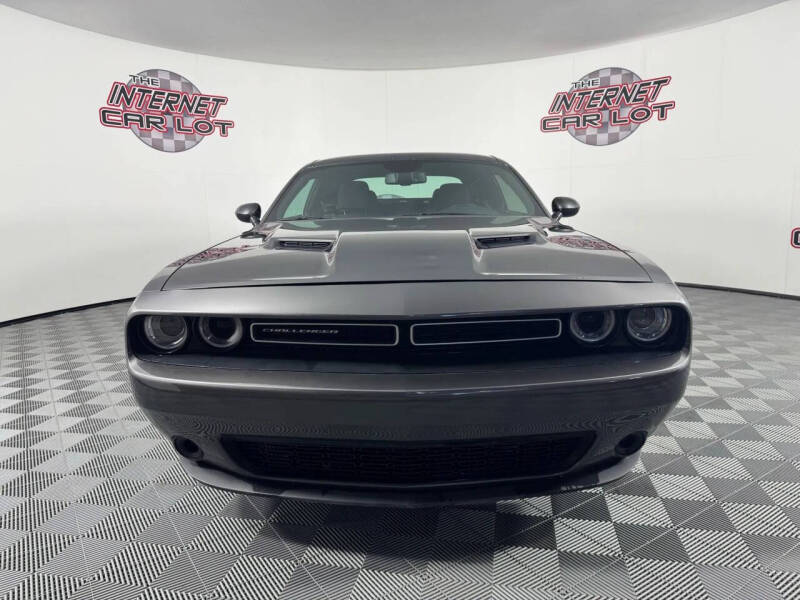 2021 Dodge Challenger SXT