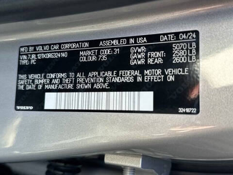 2024 Volvo S60 B5 Core Dark Theme